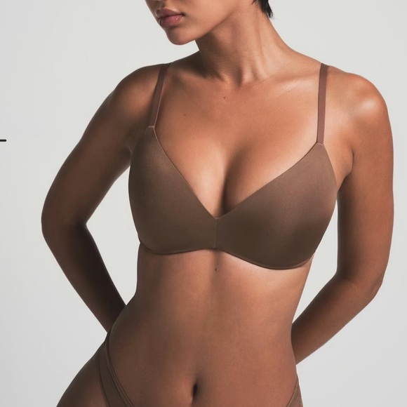 SKIMS Other - SKIMS Cocoa Seamless Bra